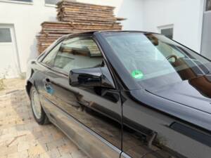 Image 18/38 de Mercedes-Benz 300 SL (1993)