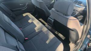 Image 40/42 of BMW 520i (1998)