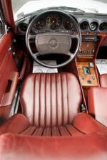 Image 30/48 of Mercedes-Benz 560 SL (1988)