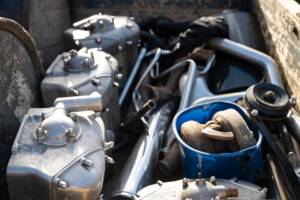 Image 33/134 of Ford V8 (1937)