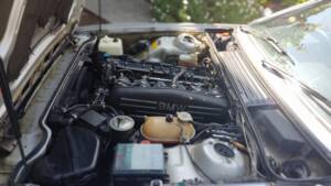 Image 39/48 of BMW M 635 CSi (1985)