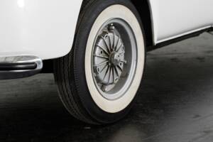 Image 5/48 of Subaru 360 (1970)