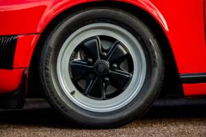 Bild 16/50 von Porsche 911 Carrera 3.2 (1989)