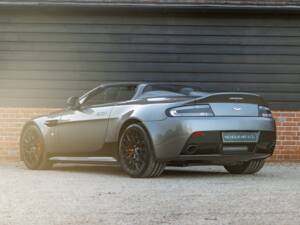 Image 4/53 of Aston Martin V12 Vantage AMR Roadster (2018)