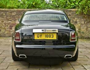 Immagine 18/50 di Rolls-Royce Phantom Coupé (2010)