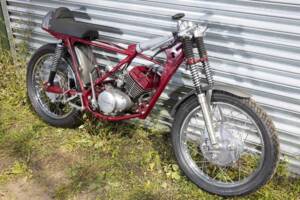 Image 5/13 of Suzuki DUMMY (1978)