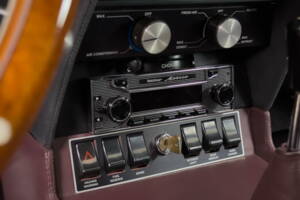 Bild 27/34 von Aston Martin DBS Vantage (1969)