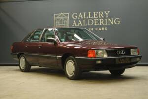 Image 48/50 de Audi 100 - 2.3E quattro (1990)