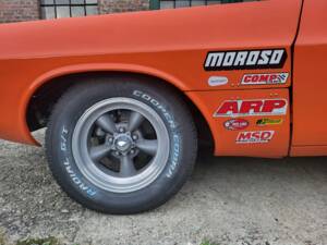 Image 25/46 de Dodge Challenger R&#x2F;T 440 Six-Pack (1970)