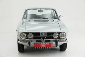 Immagine 9/15 di Alfa Romeo 1750 GT Veloce (1971)