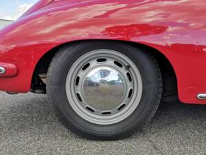 Image 55/63 of Porsche 356 C 1600 (1963)