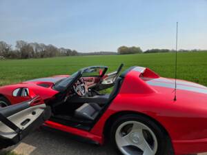 Afbeelding 10/22 van Dodge Viper RT/10 (1993)