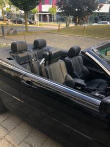 Imagen 19/23 de BMW 323Ci (2000)