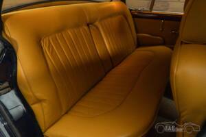Image 6/19 of Jaguar Mk II 3.8 (1962)