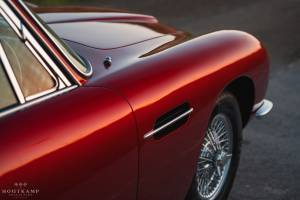 Bild 37/48 von Aston Martin DB 6 (1967)
