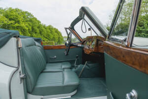 Bild 44/52 von Jaguar XK 120 DHC (1953)