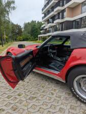 Image 31/50 of Chevrolet Corvette Stingray (1975)