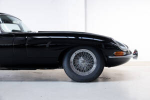 Image 24/34 de Jaguar Type E 4.2 (1967)