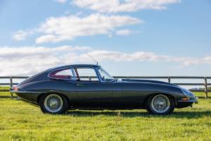 Imagen 2/62 de Jaguar Type E 4.2 (1966)