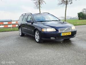 Imagen 6/32 de Volvo V 70 2.4 (2006)