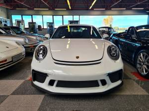 Imagen 3/21 de Porsche 911 GT3 Touring (2018)