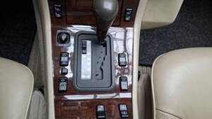 Bild 21/22 von Mercedes-Benz S 420 L (1994)