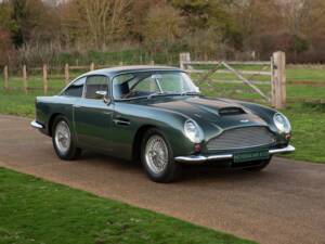 Image 21/42 de Aston Martin DB 4 GT (1959)