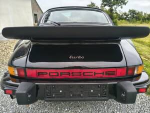 Image 7/8 of Porsche 911 Turbo 3.0 (1977)
