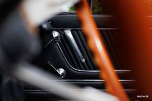 Image 37/44 of Alfa Romeo 1750 Spider Veloce (1969)