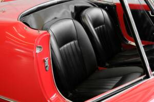 Afbeelding 25/46 van Alfa Romeo Giulia 1600 Spider (1963)