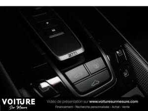 Image 19/36 of Porsche 911 Turbo S (2020)