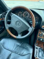 Bild 22/37 von Mercedes-Benz S 320 (1994)