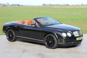 Image 21/50 of Bentley Continental GTC (2007)