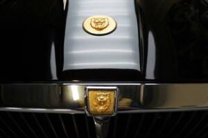 Image 12/47 of Jaguar XJ12 6.0 (1994)