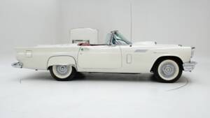 Immagine 6/15 di Ford Thunderbird (1956)