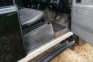 Immagine 20/50 di Land Rover Defender 90 Td5 (2002)