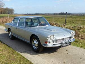 Maserati Quattroporte silbergrau metallic 1966