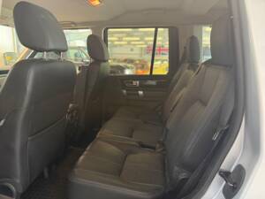 Bild 12/13 von Land Rover Discovery SDV6 (2011)