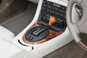Afbeelding 48/50 van Jaguar XKR (1998)