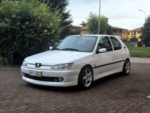 Afbeelding 1/30 van Peugeot 306 2.0i GTi6 (1997)