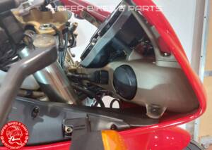 Image 23/57 of Ducati 916 (1997)