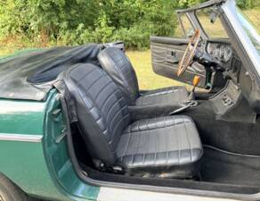 Afbeelding 6/22 van MG MGB (1976)