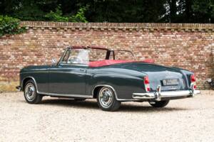 Bild 2/50 von Mercedes-Benz 220 SE Cabriolet (1960)