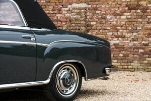 Bild 39/50 von Mercedes-Benz 220 SE Cabriolet (1960)