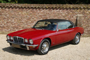 Bild 33/50 von Jaguar XJ 6 C 4.2 (1976)