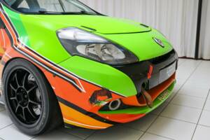 Afbeelding 14/17 van Renault Clio II 2.0 RS Cup (2007)