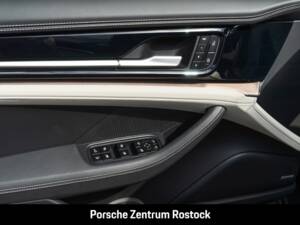 Bild 28/33 von Porsche Panamera 4 E-Hybrid (1900)