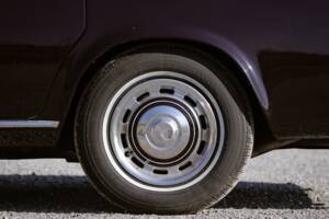 Immagine 60/196 di Bentley T 2 (1978)