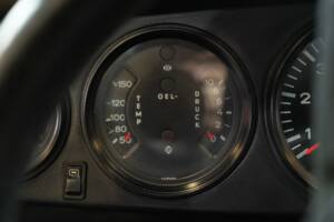 Bild 33/48 von Porsche 911 Carrera 2.7 (1975)