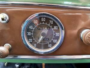 Image 24/38 of FIAT 500 C Giardiniera (1952)